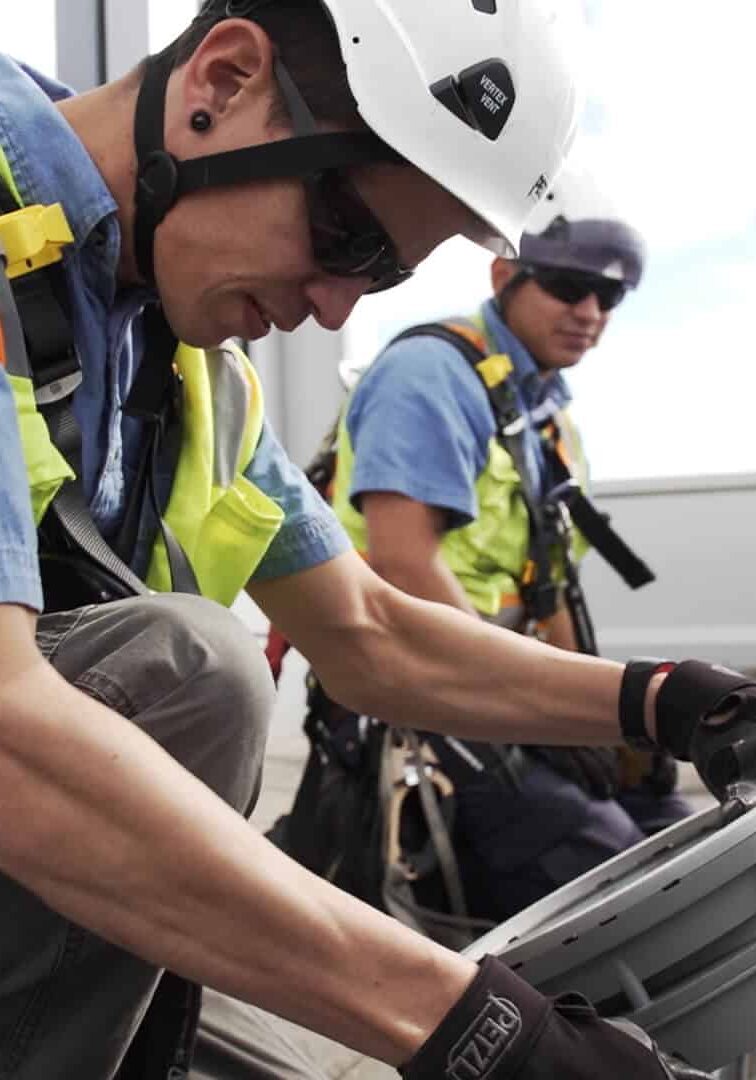 Peir 1 Electricians 1080